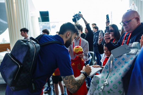 La selección española llega a Valencia ante una gran expectación