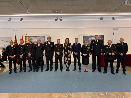 Archena rinde homenaje a 21 héroes de la seguridad