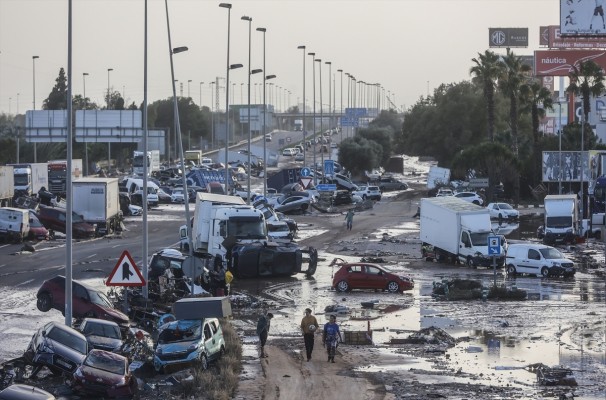Más de 11.000 viviendas, 64.000 empresas y 141.000 vehículos: los daños de la Dana rozan los 18.000 millones