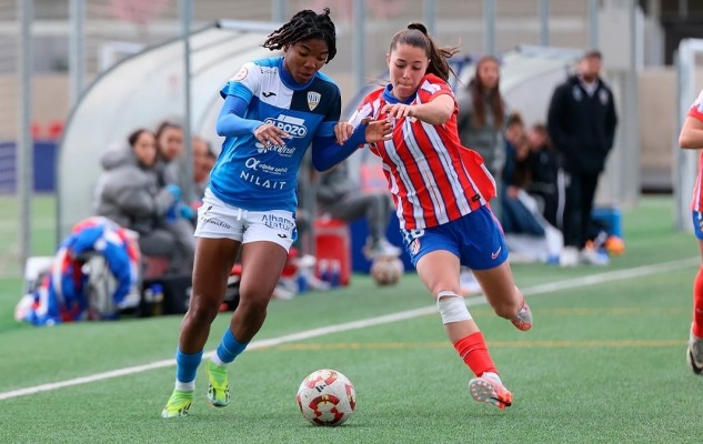 El Alhama defiende el liderato de la Primera RFEF femenina en casa ante el filial del Barça