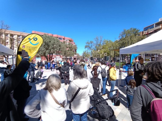 Alicante apoya al comercio local de San Blas con una jornada de dinamización en la plaza