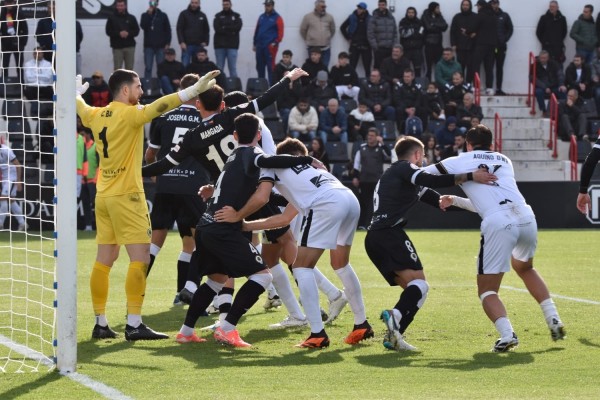 El Hércules suma un trabajado punto en Ceuta