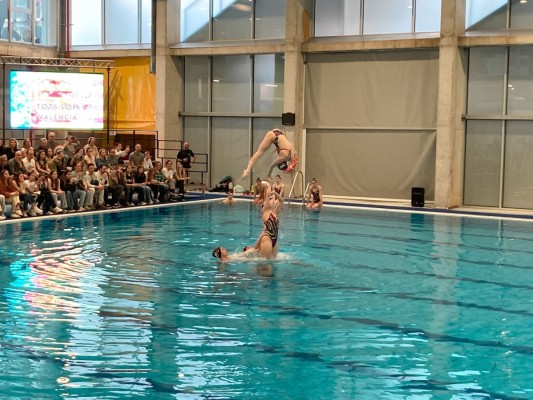 Gran éxito de la exhibición del equipo nacional de artística en Valencia