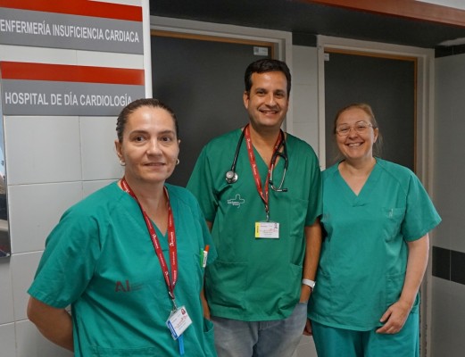 Lola, el asistente virtual de inteligencia artificial que utilizan los cardiólogos de la Arrixaca para el seguimiento de los pacientes crónicos