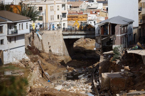 Diecinueve voluntarios intoxicados por monóxido de carbono en un garaje de Chiva