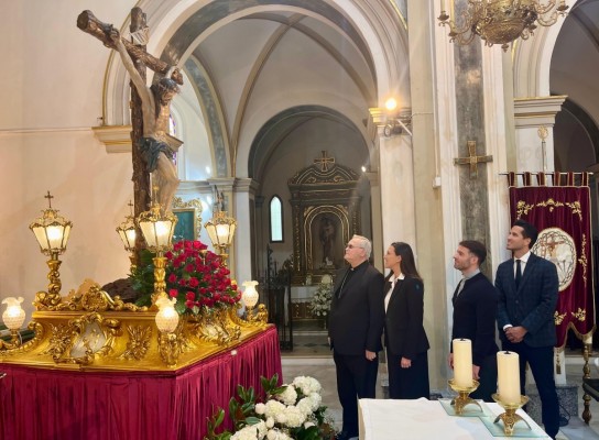 El Cristo de la Salud de Espinardo regresa restaurado a la iglesia de San Pedro