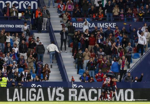 El Ciutat registró ante el Castellón la segunda mejor entrada del curso: 16.953 espectadores