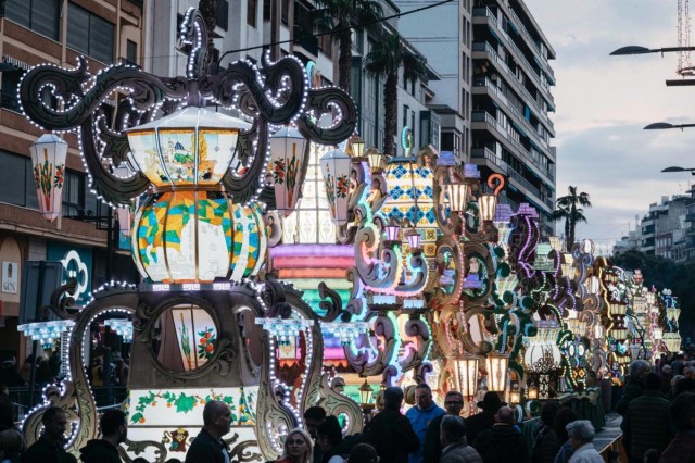 Castelló se viste de gala para una Magdalena 2026 pendiente del cielo