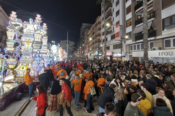 Castelló se ilumina con la Encesa de Gaiates