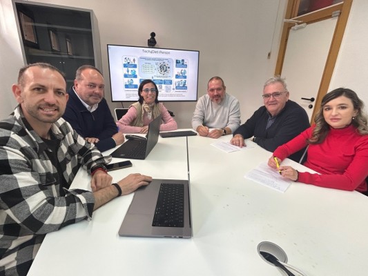 Investigadores de la UA desarrollan una herramienta para evitar las recaídas en las personas que sufren de obesidad