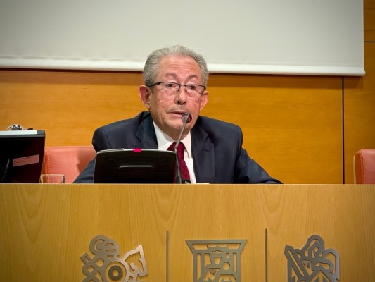 Estos son los ayuntamientos de l'Alacantí que más (y menos) colaboran con el Síndic en transparencia
