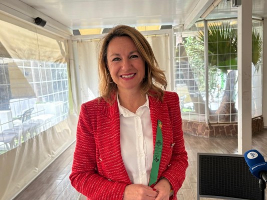 Begoña Carrasco: 