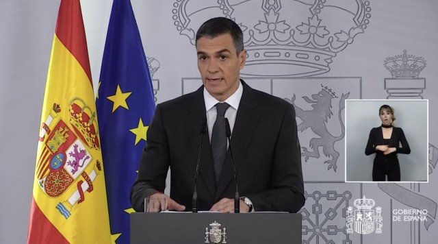 El Estado envía otros 5.000 militares y 5.000 policías a Valencia para ayudar