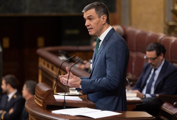 Sánchez anuncia un plan para impulsar la industria de seguridad y defensa antes del verano