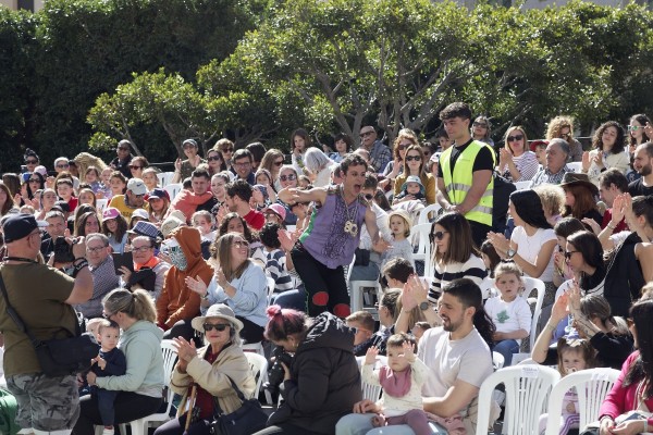 Los pequeños de Castelló se divierten en una nueva edición de Magdalena Circus