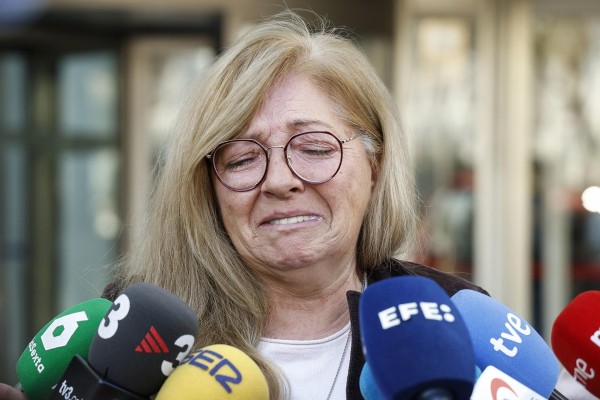 Familiares de víctimas de la Dana dicen que el 112 dejó cientos de llamadas sin responder 