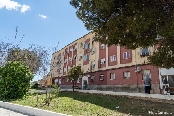 Sin desalojos y con aislamiento térmico: así rehabilitarán dos bloques de Villalba con ayudas de hasta el 100% para los más necesitados