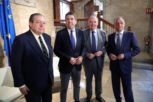 El empresariado valenciano pide unidad de acción institucional y centrarse en ayudar a los afectados