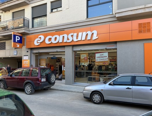Consum reabre las tiendas de Benetússer y Massanassa que resultaron afectadas por la Dana