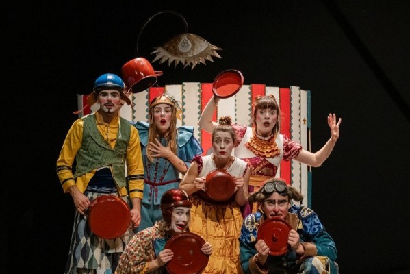 El Teatre de Betxí acull la preestrena del nou espectacle de la companyia local La Troupe Malabó