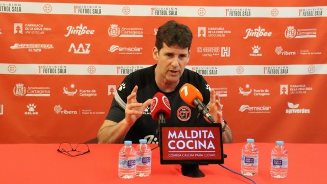 El Jimbee Cartagena, con la duda de Chemi, juega en casa ante el Valdepeñas