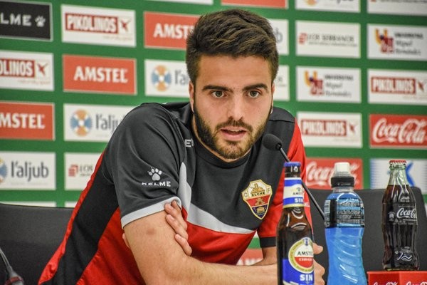 Pelayo: “En el vestuario solamente hablamos del Lugo porque ganar en casa es vital”