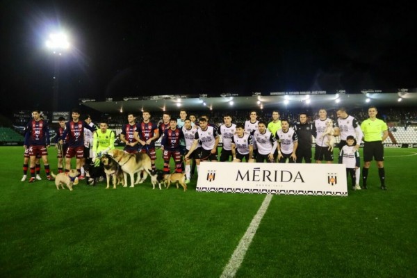 Un Yeclano en descenso abre la jornada en Primera RFEF ante el Castilla en casa