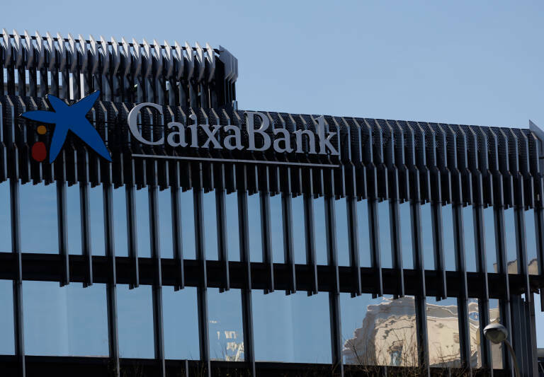 CaixaBank habilita una línea de más de
2.500 millones para empresas afectadas por la Dana