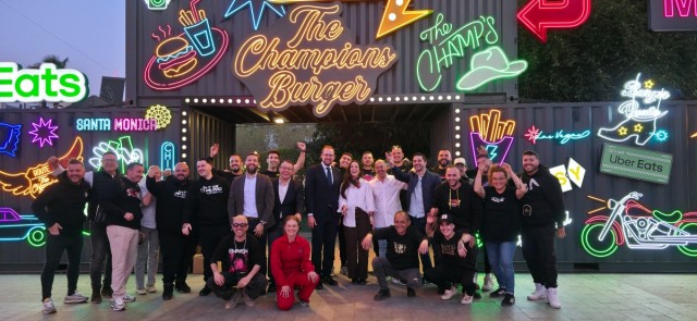 The Champions Burger enciende sus luces en Murcia: 21 food trucks para elegir la mejor hamburguesa de España