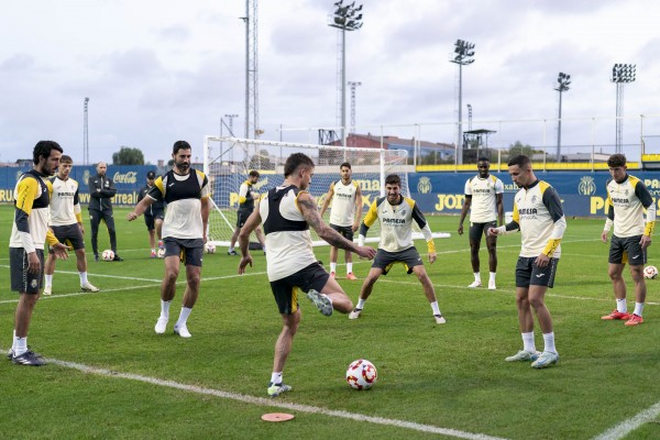 Marcelino da el fin de semana libre en el Villarreal tras la suspensión del partido ante el Rayo