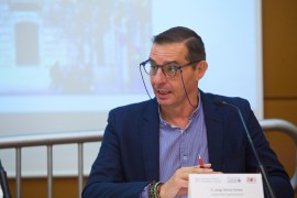 Canal Toys ficha al climatólogo Jorge Olcina como embajador de su línea de juguetes científicos So Science