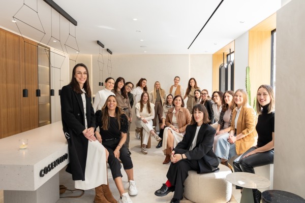 Cosentino y Actiu diseñan un futuro integrador: “Donde hay poder tiene que haber mujer”