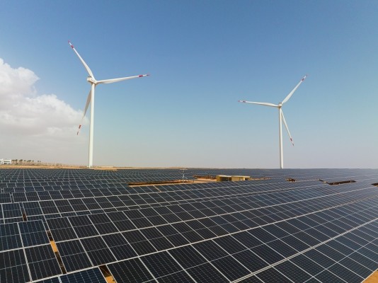 El Gobierno concede 14,7 millones a dos proyectos de fabricación de equipos para energías renovables en la Comunitat