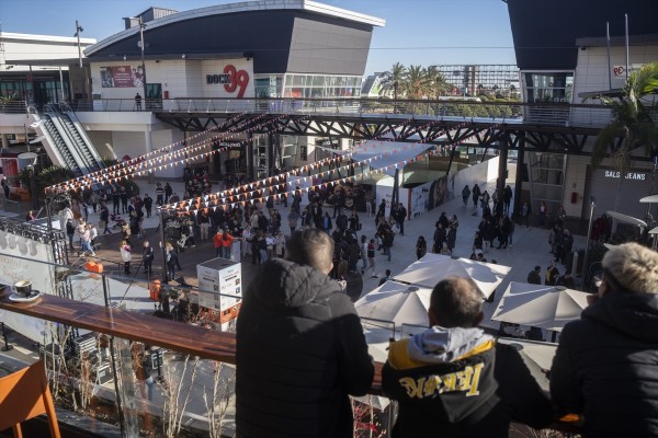 Banco Sabadell concede 16 millones al Centro Comercial Bonaire para reparar efectos de la Dana