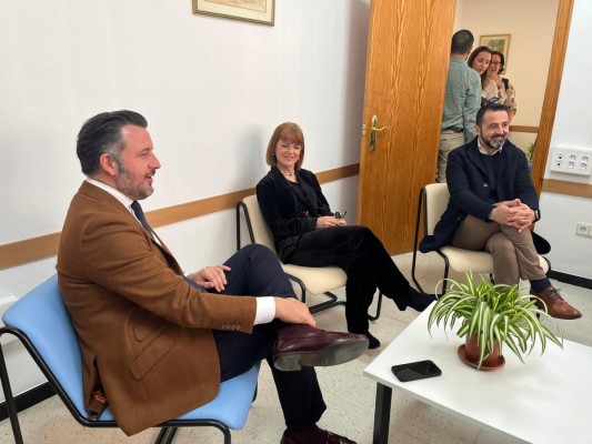 Elche inaugura la 'Casa de la Familia' para ofrecer terapia psicológica en oficinas del Gran Teatro