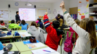 El Consell transferirá entre 5.000 y 25.000 euros a cada centro educativo para su climatización