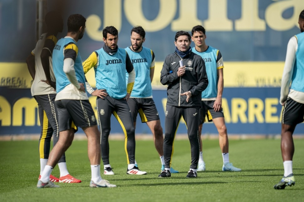 Marcelino, durante un entrenamiento del Villarreal. - 