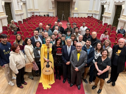 La Fundación Alhambra Guitarras de Muro reconoce la trayectoria de Radio Clásica RNE con su III Premio Internacional