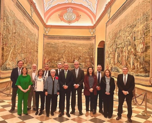 Antonio Compañ (UMH), presidente de la Conferencia de Decanos de Facultades de Medicina Españolas con el 95% de apoyos