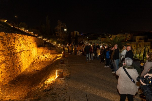 La historia de Cartagena se ilumina: nuevo proyecto de luz en el Cerro del Molinete