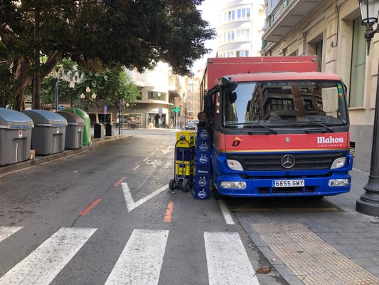 La ZBE de Alicante regulará zonas de carga y descarga por tiempos con opción de reserva previa