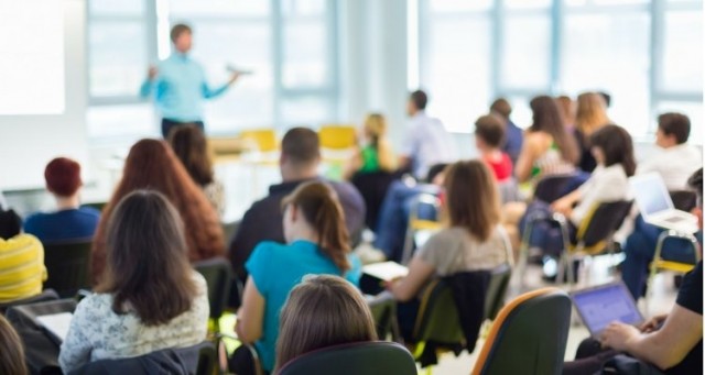 Formación gratuita en 31 municipios: el SEF ofrece más de 50.000 horas de cursos en abril