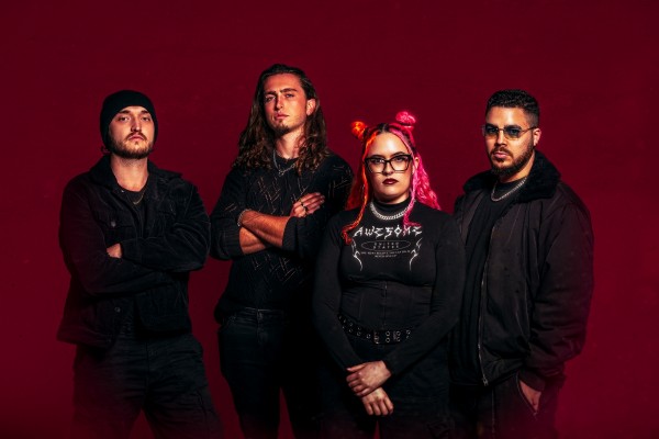 JazzWoman es llança contra vent i marea amb 'Pirata'