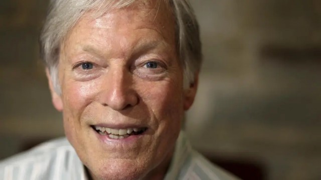 Fallece el actor estadounidense Richard Chamberlain, protagonista de 'El pájaro espino'