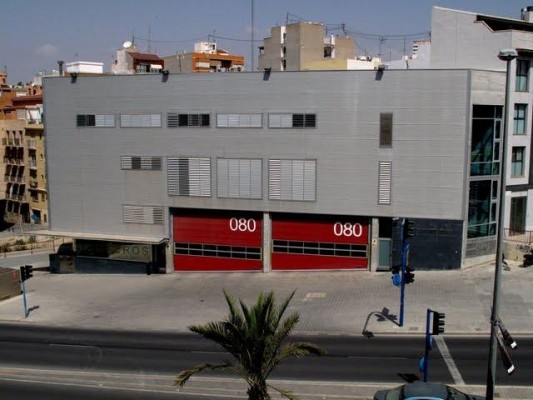 Alicante programa el fin de la reforma del parque de bomberos de Jaime II en mayo