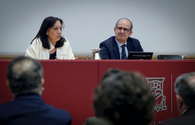 Massó y Marín (CEU UCH) inauguran el curso de Derecho Parlamentario de la institución académica