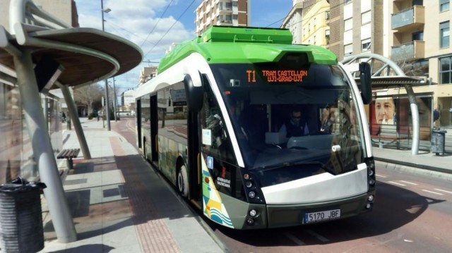 El Tram de Castelló transporta a más de 100.000 personas durante las fiestas de La Magdalena