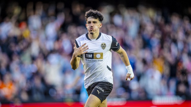 Diego López, primer valencianista que marca en cuatro partidos desde Rodrigo en 2018