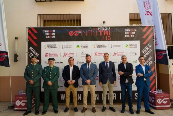 El Infinitri 113 Triatlón Peñíscola reunirá a más de 1.000 triatletas de 30 nacionalidades