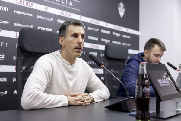 Voulgaris: 